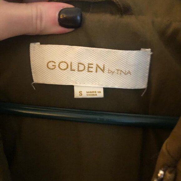 Women's Coat, Golden by TNA, Aritzia - Picture 2 of 6